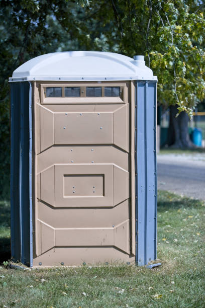 Best Best portable toilet rental  in Eudora, KS